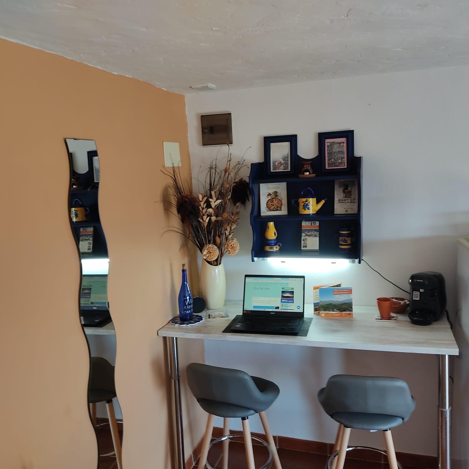 Vine Ridge Studio And Apartment Comares Eksteriør bilde