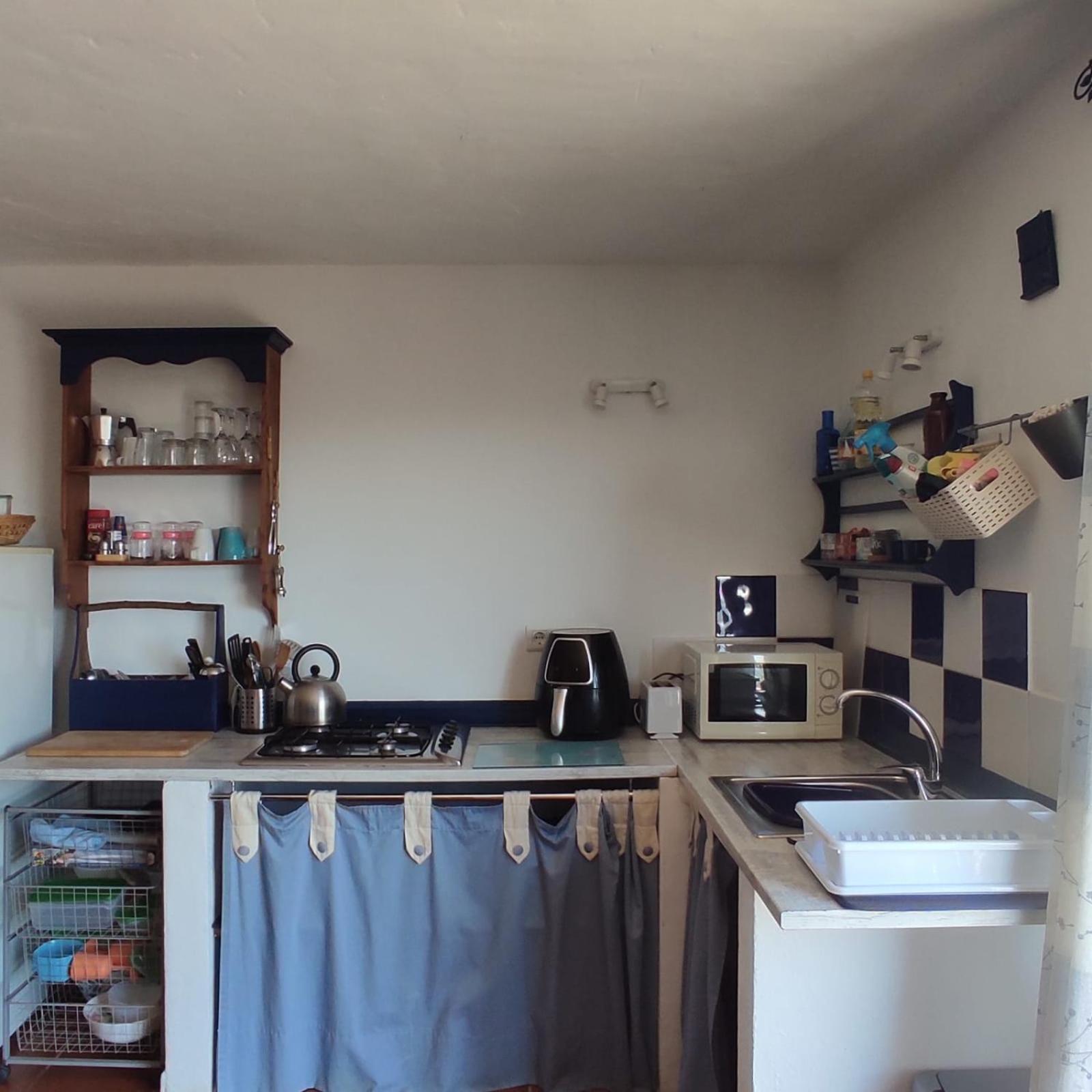 Vine Ridge Studio And Apartment Comares Eksteriør bilde